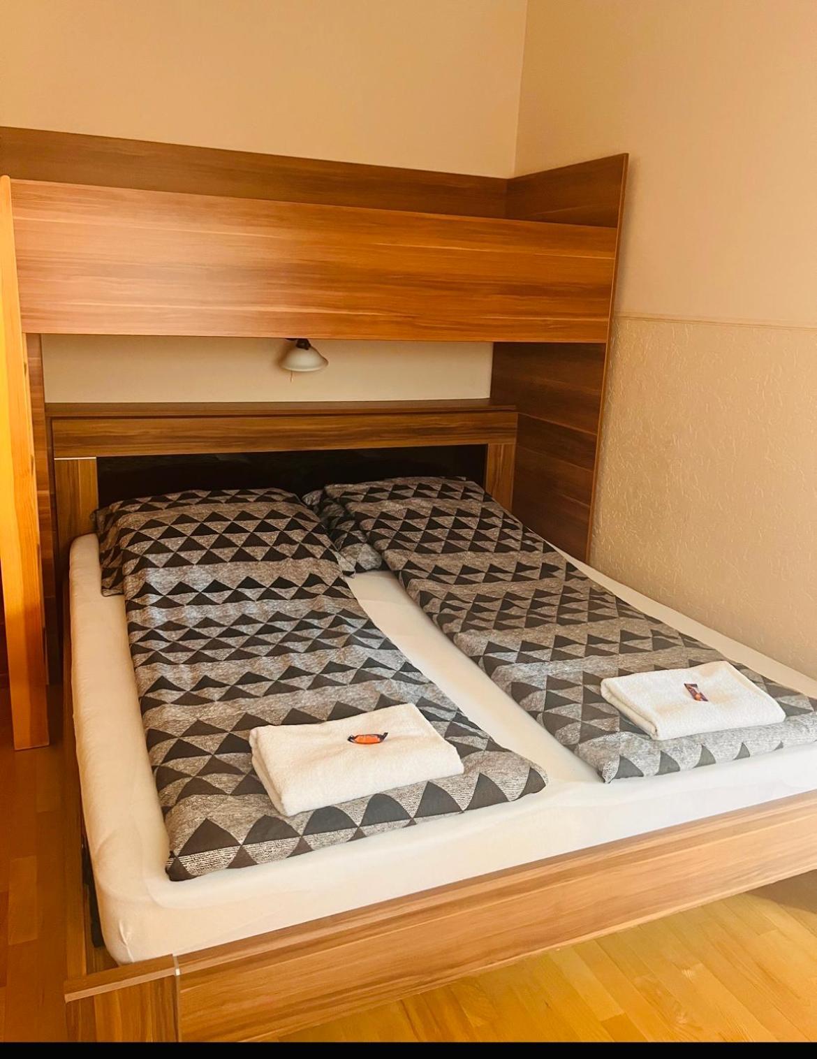 Aqua Azur Apartman Hajdúszoboszló Buitenkant foto
